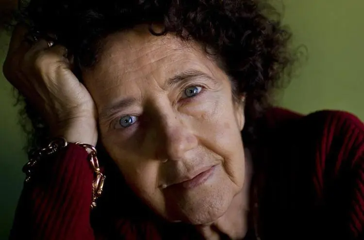 Maria Teresa Horta. Foto publicada na página de facebook da D. Quixote.